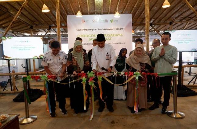 Dompet Dhuafa Bersama ROIS OJK Dorong Ekonomi Zakat Lewat Foodcourt Nusadaya Jawa Barat