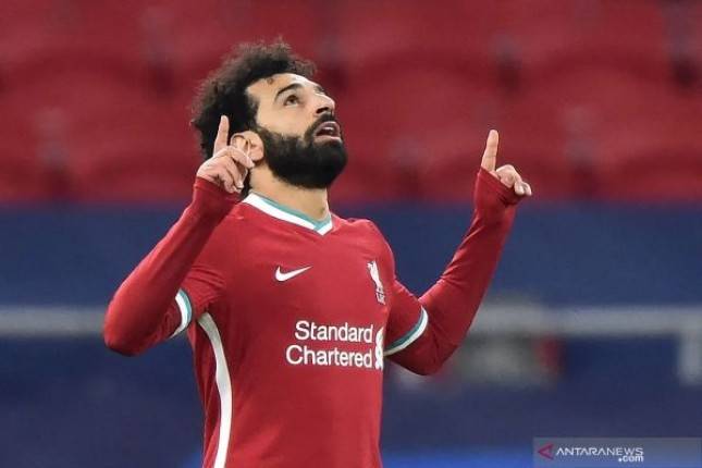 Premier League Hebat! Izinkan Salah & Pemain Muslim Buka Puasa Tengah Laga Ramadan