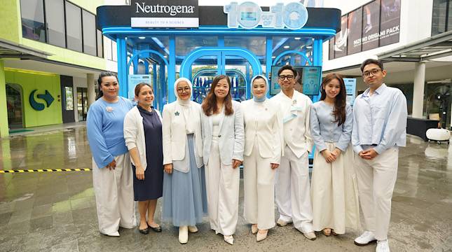 Kampanye &ldquo;Hydro Boost Your Glow: 10 Out of 10&rdquo;, Neutrogena Tawarkan Hidrasi Kulit Berbasis Sains