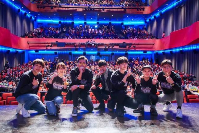 Along With The Gods: The Two World Rajai Box Office Tiga Minggu!