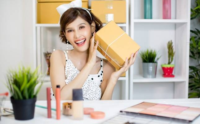 Watsons 5.5 Ultimate Sale Bikin Heboh! Diskon hingga 70% + Voucher Rp80 Ribu