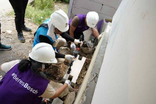 Tak Ada Lagi Jerigen Keliling Belasan KM, Warga Pasirranji Bahagia, Nikmati Air Bersih Stabil via Program Bosch-Habitat