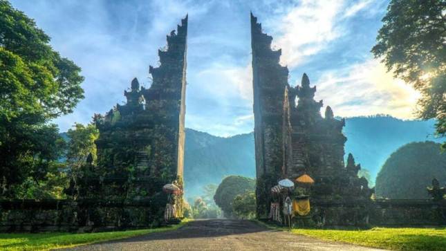 Tips Memilih Destinasi Wisata Terbaik di Indonesia