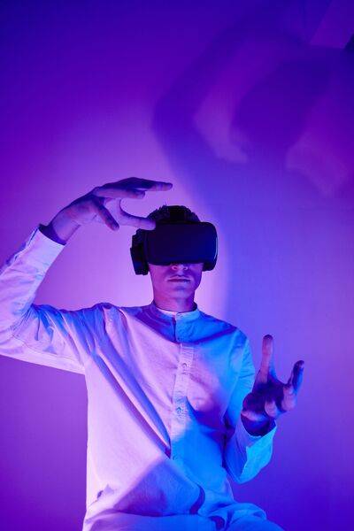 VR headset - Produk Meta Super Canggih