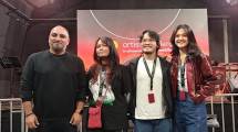 Dheeraj Raina, Senior Vice President, Head of Marketing & Communications, Southeast Asia Mastercard bersama Finalis Mastercard Artist Accelerator Southeast Asia (SEA) Indonesia, Gavendri, Rimaldi dan Jingga