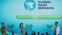(ka-ki) Ground breaking peternakan sapi perah PT Global Dairi Bersama yang diresmikan oleh Menteri Pertanian, Andi Amran Sulaiman, CEO Savoria Group, Ihsan Mulia Putri, dan Gubernur Jawa Tengah, Ahmad Luthfi di Brebes, Jawa Tengah.
