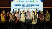 CEO Nuanu Creative City Lev Kroll, Wakil Ketua Komisi VII DPR RI Rahayu Saraswati D. Djojohadikusumo, dan jajaran pihak terkait dalam Kunjungan Kerja Panja Komisi VII DPR RI di Nuanu Creative City, Tabanan, Bali.