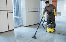 Efisiensi Operasional Dimulai dari Lantai: Mengapa Pabrik dan Gudang Beralih ke Mesin Cleaning Profesional