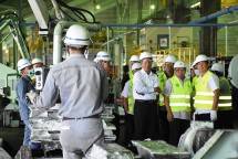 Dirjen ILMATE Kemenperin Harjanto bersama DIRUT PT Inalum Budi Gunadi Sadikin (Foto: Humas)