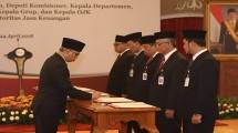 Wimboh Santoso,Ketua DK OJK lantik sejumlah pejabat OJK
