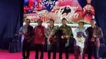 Mayjend TNI Dokter Terawan Agus Putranto Raih Penghargaan Democracy Award 