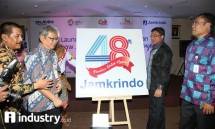 Direktur Operasional dan Jaringan Perum Jamkrindo Kadar Wisnuwarman, Direktur Bisnis Penjaminan Amin Mas'udi, Direktur Keuangan, Investasi dan Manajemen Risiko I.Rusdonobanu )dan Ketua Panitia HUT Ke-48 Perum Jamkrindo Mumamad Solihin (Foto Rino)