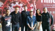 Para Pemain dan Produser film Target yang disutradarai oleh Raditya Dika