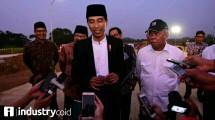 Presiden Joko Widodo dan Menteri Basuki meninjau progres Tol Gempas