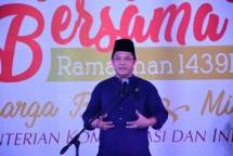 Menteri Komunikasi dan Informatika Rudiantara