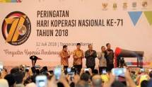 Presiden Jokowi dalam acara peringatan Hari Koperasi Nasional ke-71 yang digelar di ICE BSD, Tangerang, Kamis (12/7).
