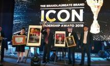 Ciputra saat menerima dua penghargaan Internasional (Foto: Ridwan/Industry.co.id)