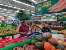 Hadrianus Wahyu Trikusumo Direktur PT Hero Supermarket Tbk dan Stefanus Mulianto Direktur Operasional Giant (Foto Dok Industry.co.id)