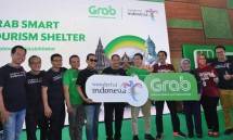 Menteri Pariwisata Arief Yahya bersama Managing Director Grab Indonesia Ridzki Kramadibrata saat meluncurkan kampanye #JelajahIndonesiaLebihDekat (Foto: Kemenpar) 