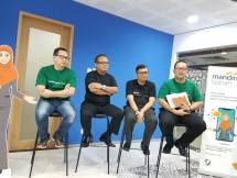 Peluncuran chat bot Aisyah Mandiri Syariah