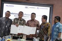 Randi Anto, Dirut Perum Jamkrindo saat PKS dengan Askrindo
