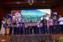 Menteri Pariwisata Arief Yahya bersama Menteri PUPR Basuki Hadimujono saat menghadiri launching Calendar of Event (COE) Danau Toba 2019 