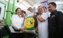 Menteri Rini: Ada Program Wirausaha Pertanian, Pendapatan Petani Purwakarta Meningkat