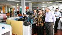 Sekretaris Jenderal Kementerian Perindustrian Haris Munandar bersama Menteri Usahawan dan Pembangunan Malaysia Yb Mohd Redzuan Yusuf saat meninjau Bali Creative Industry Center (BCIC)
