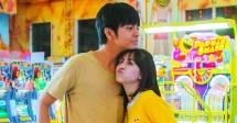 Angga Yunanda sebagai Bima dan Zara JKT48 sebagai Dara dalam film 'Dua Garis Biru"