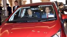 Presiden RI Joko Widodo bersama Perdana Menteri Malaysia Mahatir Mohamad (Foto: Setkab)