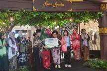 Confidence akan memberikan 1.500 popok dewasa inovasi baru, yaitu Confidence Day & Night. Di event ini juga, Confidence akan memperkenalkan produk inovasi baru, yang pertama dan satu &ndash; satunya di Indonesia, yaitu Confidence Day & Night.