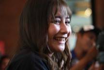 Prilly Latuconsina 