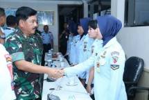 Panglima TNI Marsekal TNI Dr. (H.C.) Hadi Tjahjanto, S.I.P. 