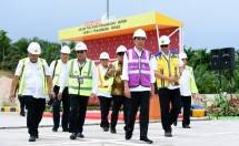 Jokowi Tinjau Tol Pekanbaru dumai