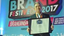 Corsa berhasil keluar sebagai pemenang dalam kategori ban motor Indonesia WOW Brand 2017
