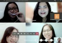 Mahasiswi UMN belajar lewat online