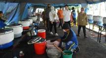 Kemensos Salurkan 200 Ribu Sembako dan Makanan Siap Saji kepada Masyarakat Terdampak 