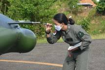 Mengenal Alberta Injilia, Putri Dayak PilotBell 412 ke Pedalaman Kalbar