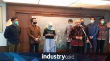 MenkopUKM Teten Masduki saat konferensi pers bersama delapan startup (Foto: Ridwan/Industry.co.id)