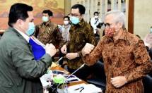 Menteri BUMN Erick Thohir dan Komisi VI Aria Bima