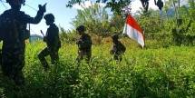 Tingkatkan Kewaspadaan Satgas Pamtas Yonif 413 Kostrad Gelar Patroli Gabungan Wilayah Perbatasan RI-PNG