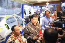 Menperin konfrensi pers di pabrik baja KS Cilegon - foto Fok Kemenperin