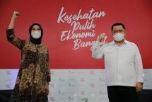 dr. Maxi Rein Rondonuwu, DHSM, MARS. Plt. Dirjen P2P Kemenkes dalam Dialog Produktif bertema Vaksinasi Menyasar Pedagang Pasar yang diselenggarakan KPCPEN dan ditayangkan di FMB9ID_IKP, Rabu (17/2).