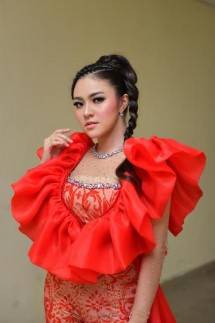 Artis Baby Shima Nyaris Bunuh Diri, Apa Penyebabnya?