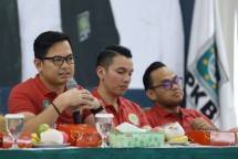 DPR: Pemerintah Tidak Bijak Terkait Masuknya WNA China ke Indonesia