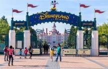 Disney World dan Disneyland Akan Beroperasi dengan Kapasitas Normal