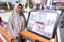 Wanita yang Viral di Medsos karena Menjual Tabung Gas LPG dengan Menggunakan Sepeda Itu Dapat Bantuan dari Pertamina dan Menteri BUMN