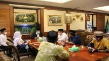 Ketua Umum ASPPHAMI H Muallif saat silaturahim dengan Said Aqil Siradj di PBNU