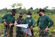 Komandan Komando Latih Korps Marinir TNI AL Kolonel Marinir I Made Sukada 