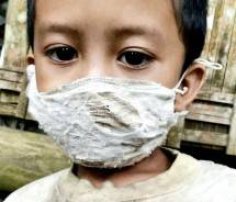 Ilustrasi anak di bali pakai masker bekas (foto Ist)